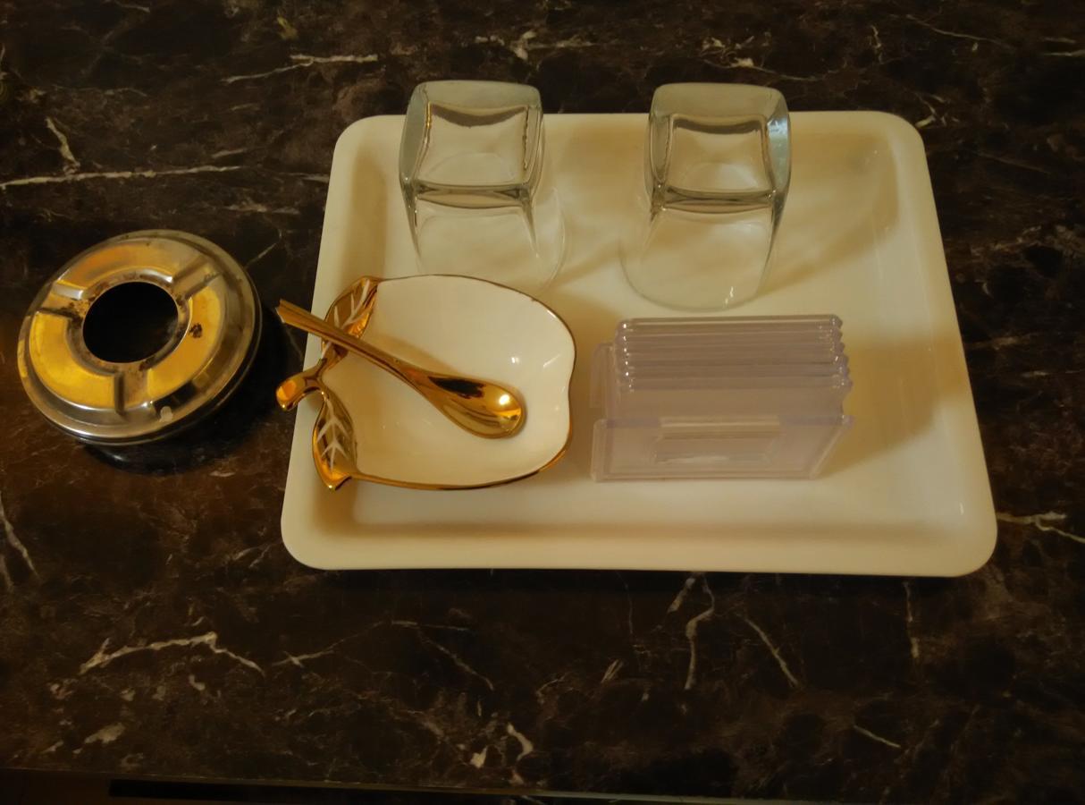 Hotel Silver Castle Mumbai Bagian luar foto